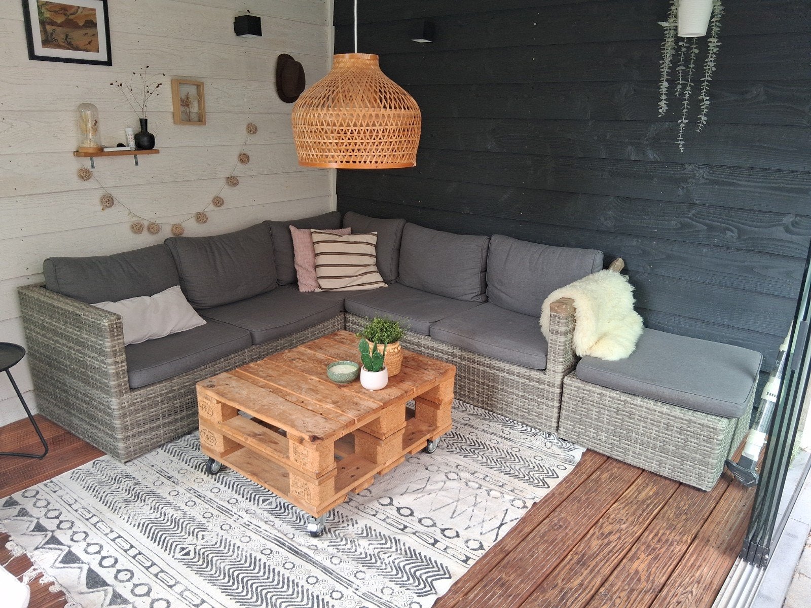Loungeset met lichte schade aan armleuning, Ophalen, Gebruikt, Bank, Meer dan 8 zitplaatsen