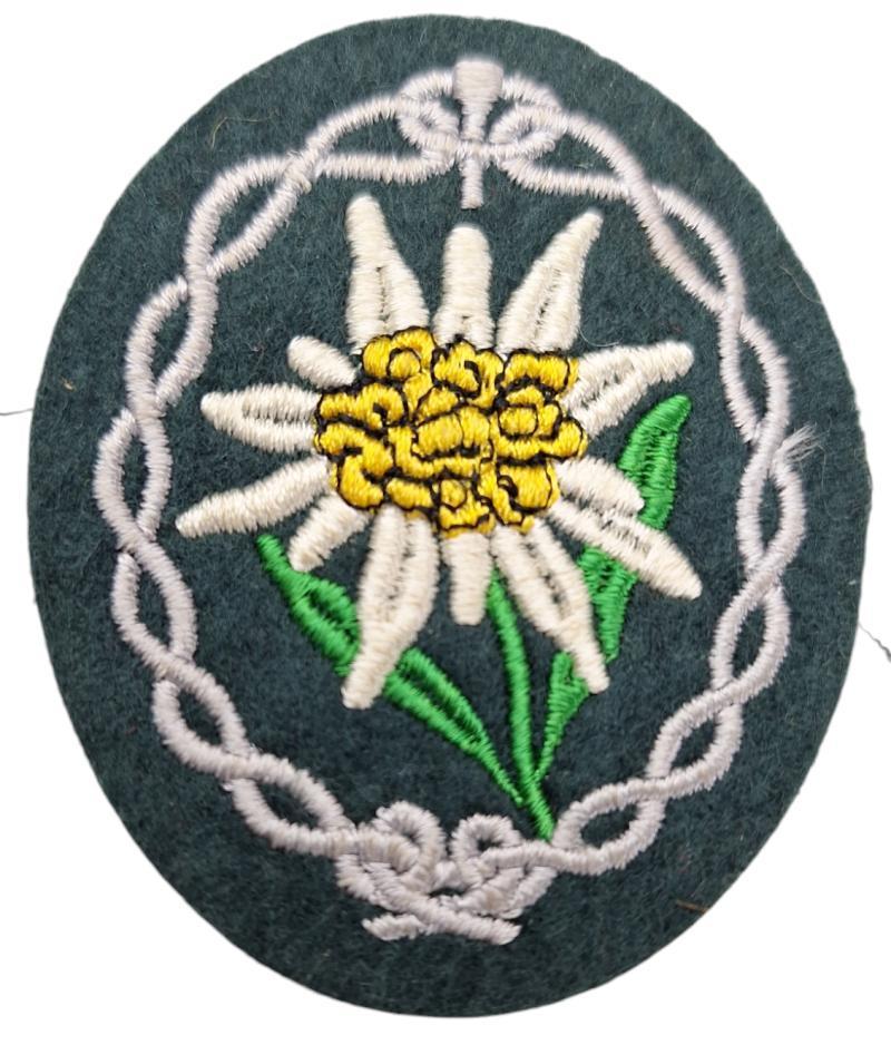 Wehrmacht Gebirgsjäger Edelweiss patch, Verzamelen, Militaria | Tweede Wereldoorlog, Ophalen of Verzenden, Duitsland, Embleem of Badge