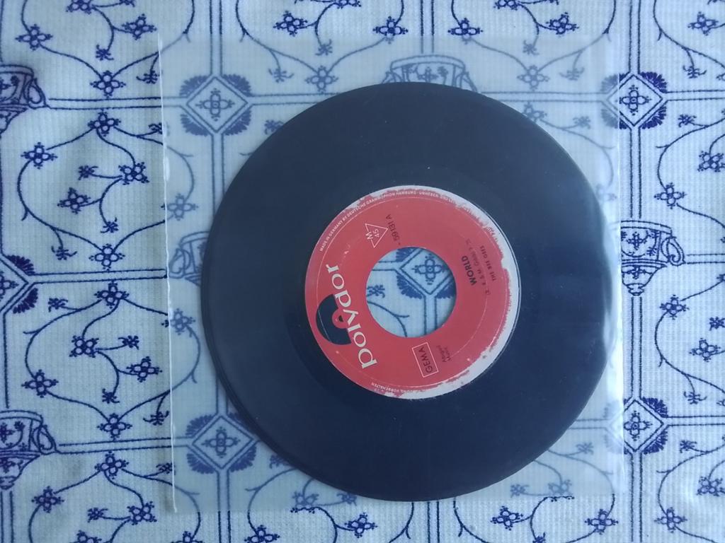 The bee gees         World, Ophalen of Verzenden, Zo goed als nieuw, Pop, Single