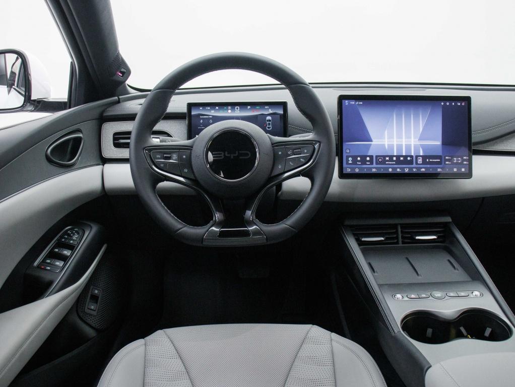 BYD SEAL 6 1.5 DM-i Boost | Navigatie | Private lease €669, Auto's, BYD, Automaat, 1498 cc, Zwart, 4 cilinders