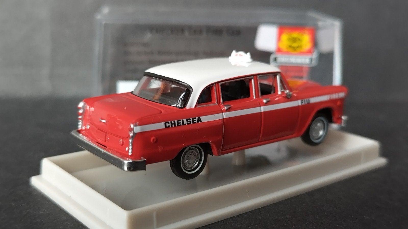 Checker Cab Taxi Fire Car 1:87 H0 Brekina Pol, Auto, Verzenden, Nieuw, M