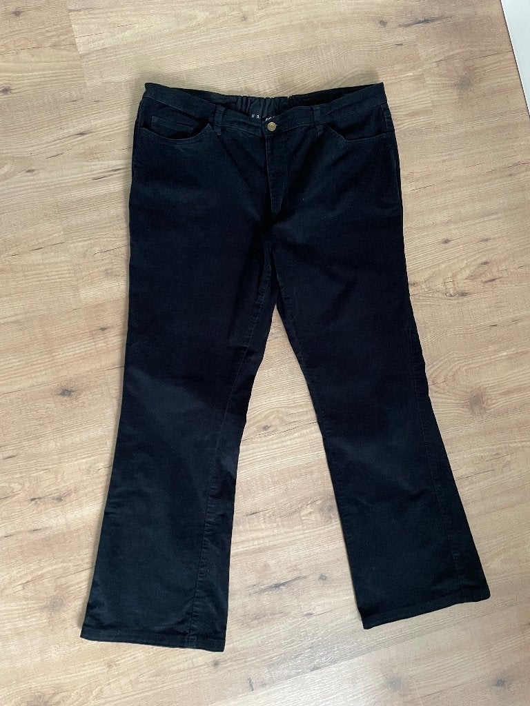 Zwarte ribbroek, maat 46, stretch, als nieuw, Kleding | Dames, Bonprix, Zwart, Ophalen of Verzenden, Zo goed als nieuw