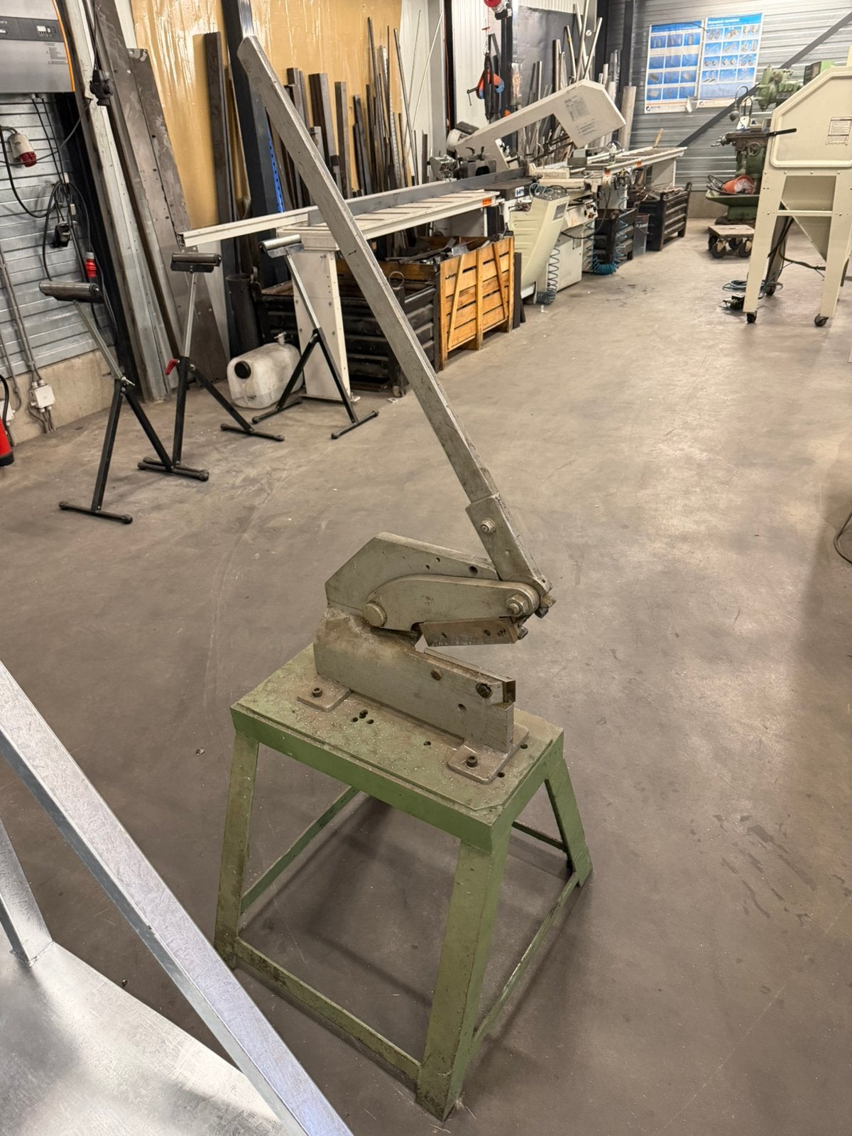 Mubea zware Handknipschaar Plaatschaar +Onderstel, Doe-het-zelf en Verbouw, Gereedschap | Overige machines, Ophalen of Verzenden