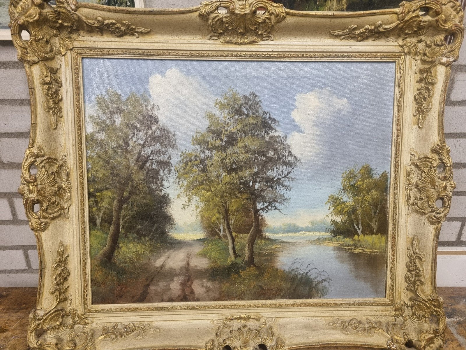 Klassiek schilderij landschap met rivier en bomen, Bijzondere lijst, Doek, Ophalen of Verzenden, Landschap
