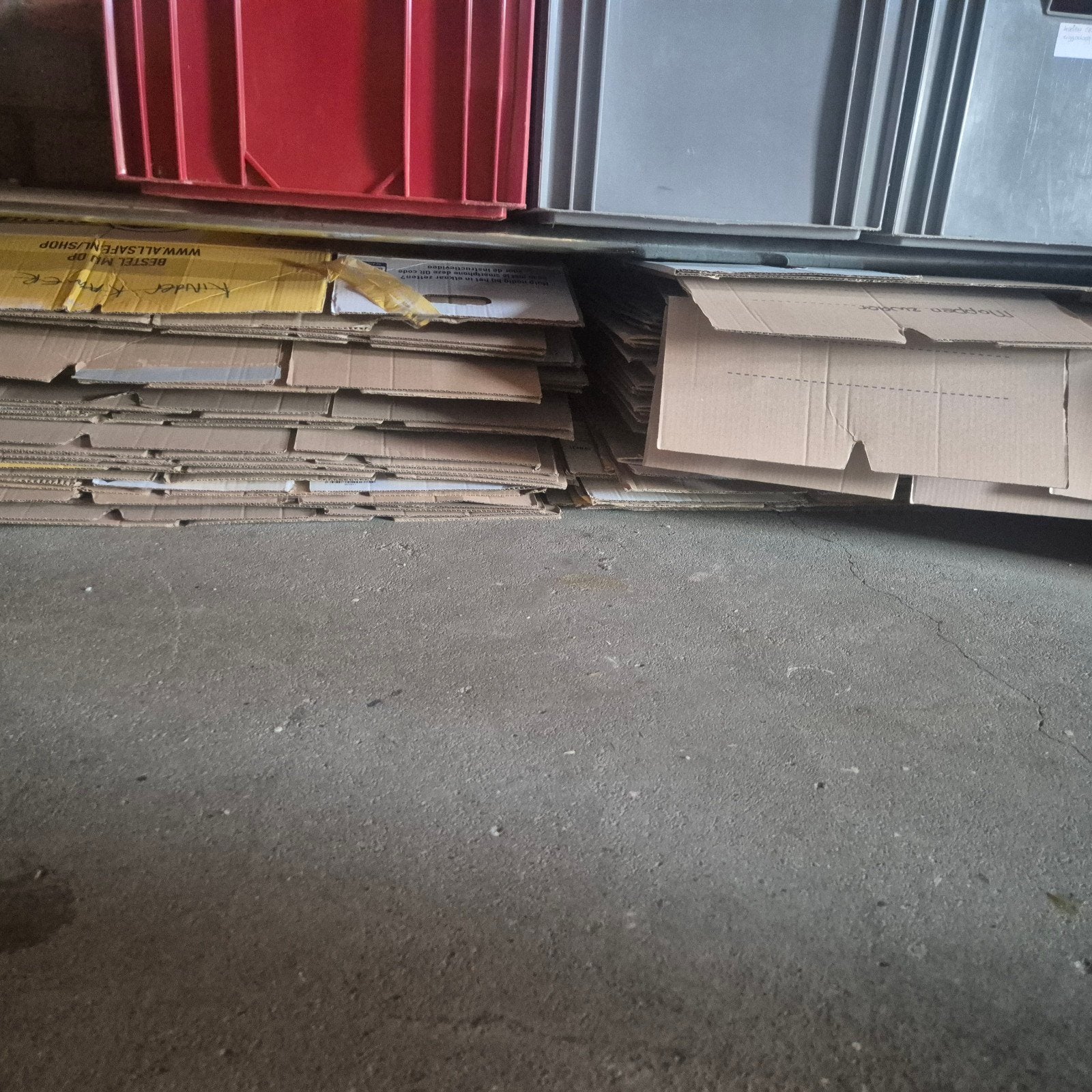 verhuisdozen ongeveer 40 stuks., Doe-het-zelf en Verbouw, Platen en Panelen, Ophalen