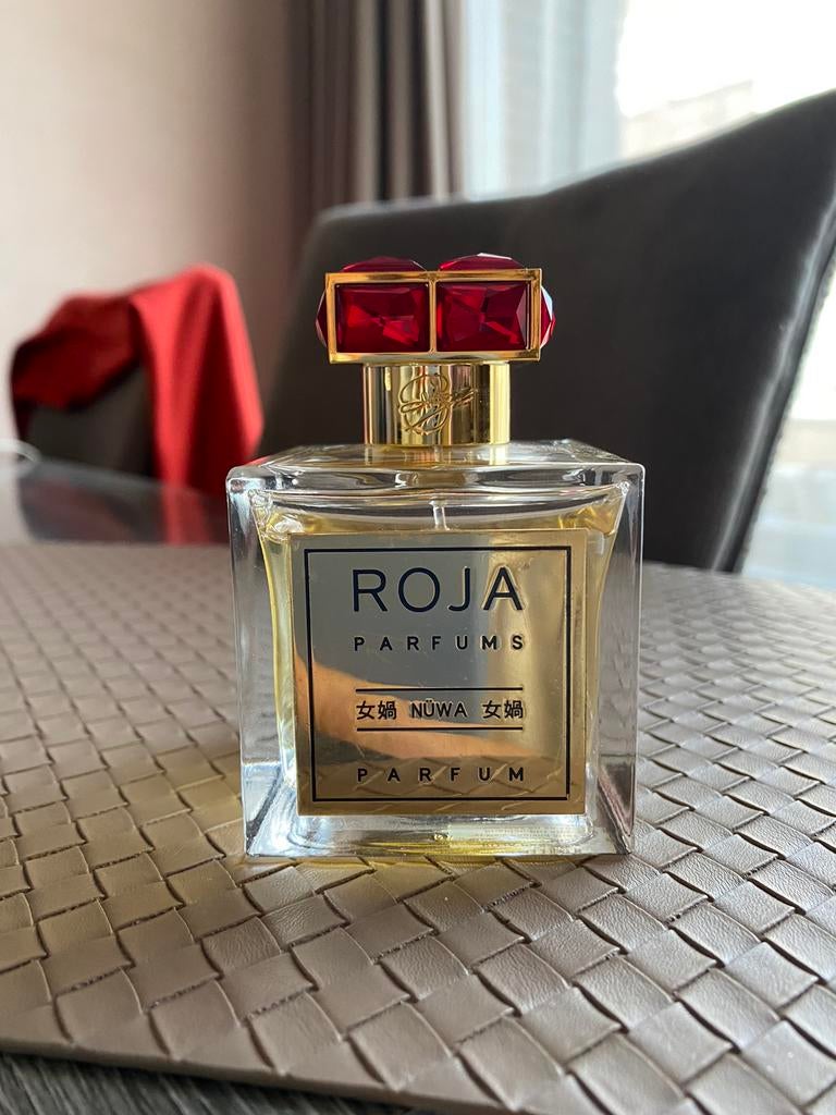 Nüwa Roja Dove, Sieraden, Tassen en Uiterlijk, Uiterlijk | Parfum, Ophalen of Verzenden, Zo goed als nieuw