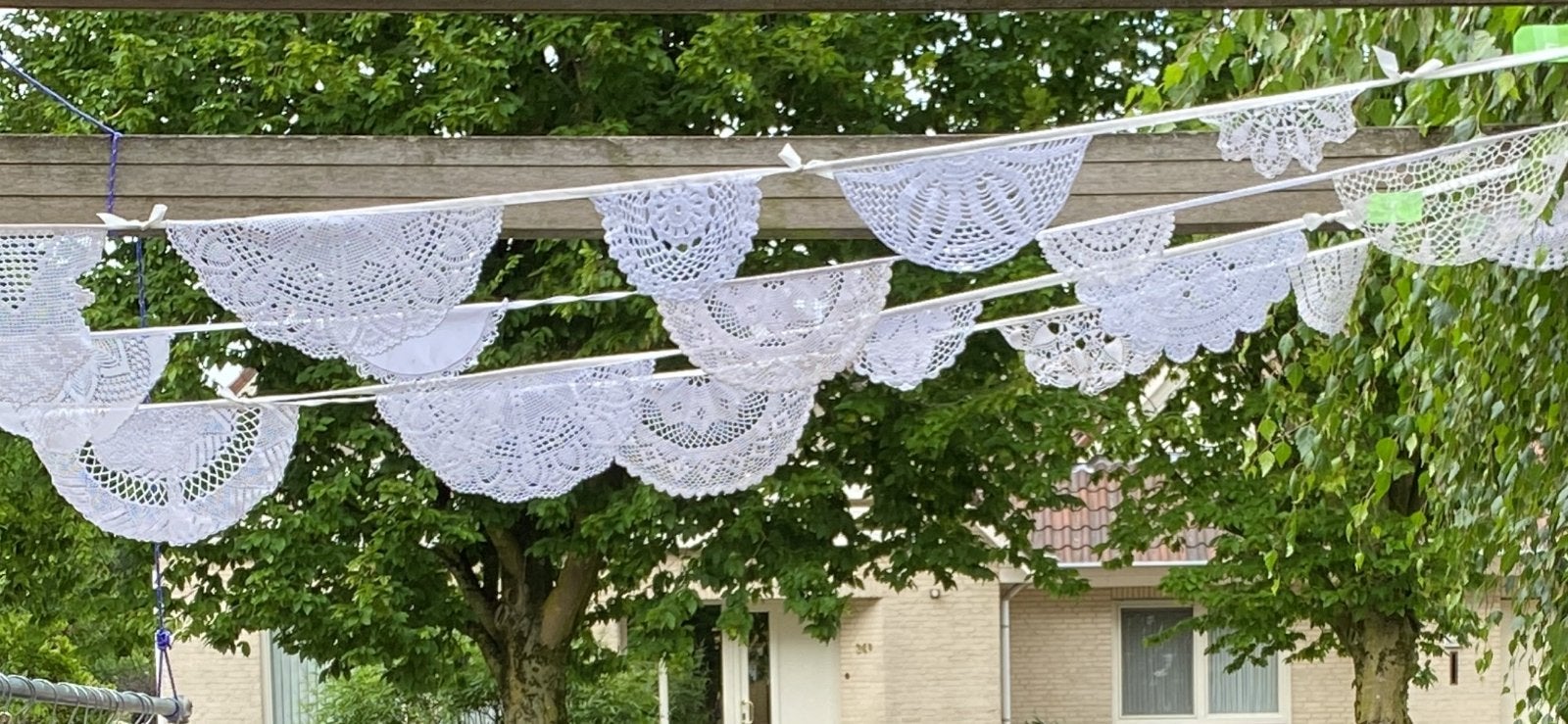 Vlaggetjes. Voor trouwfeest, babyshower, zomerfeest etc, Hobby en Vrije tijd, Feestartikelen, Ophalen of Verzenden, Nieuw, Versiering