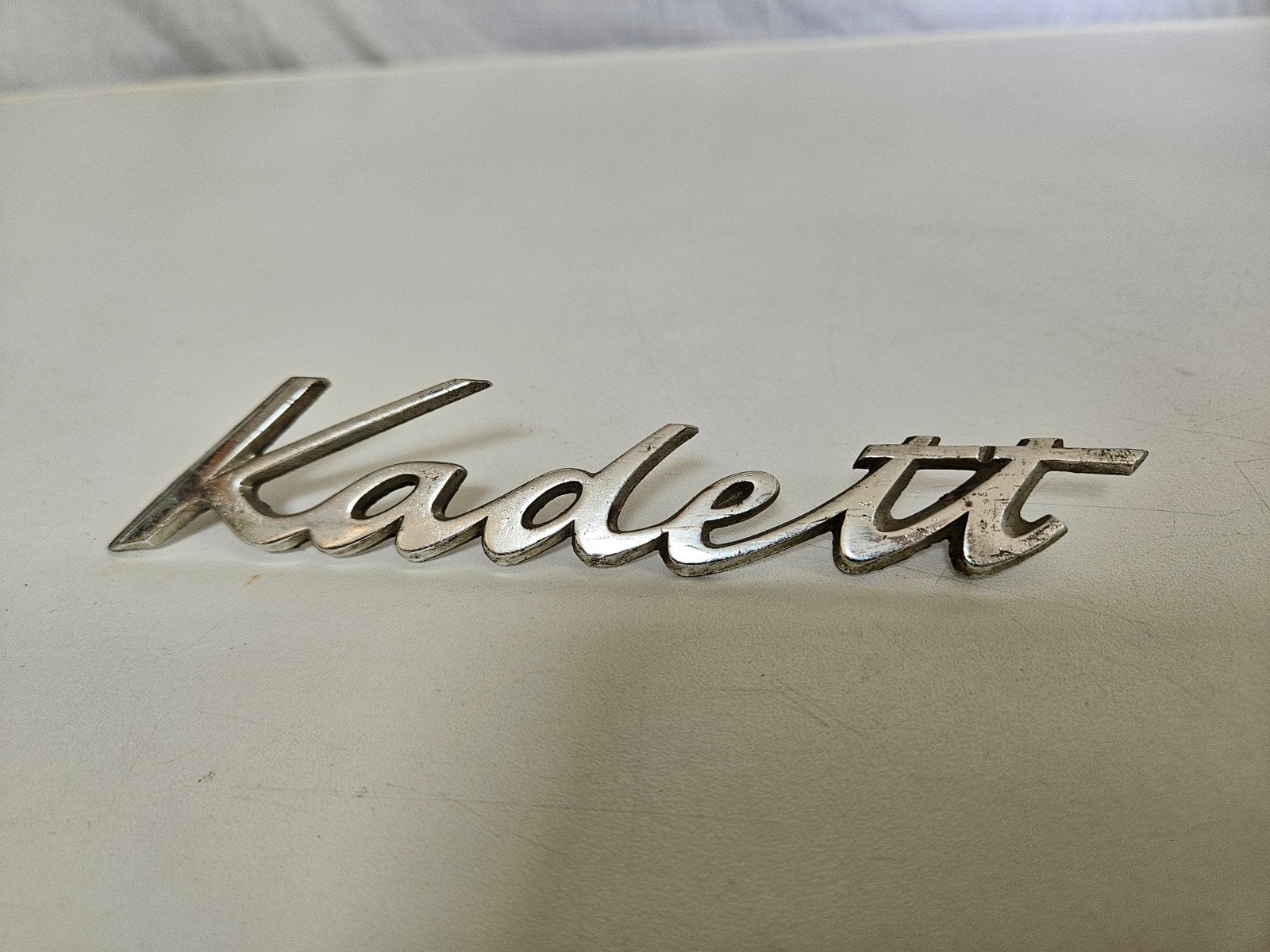 Opel Kadett C Embleem - Origineel en Gebruikt, Ophalen of Verzenden, Gebruikt, Opel