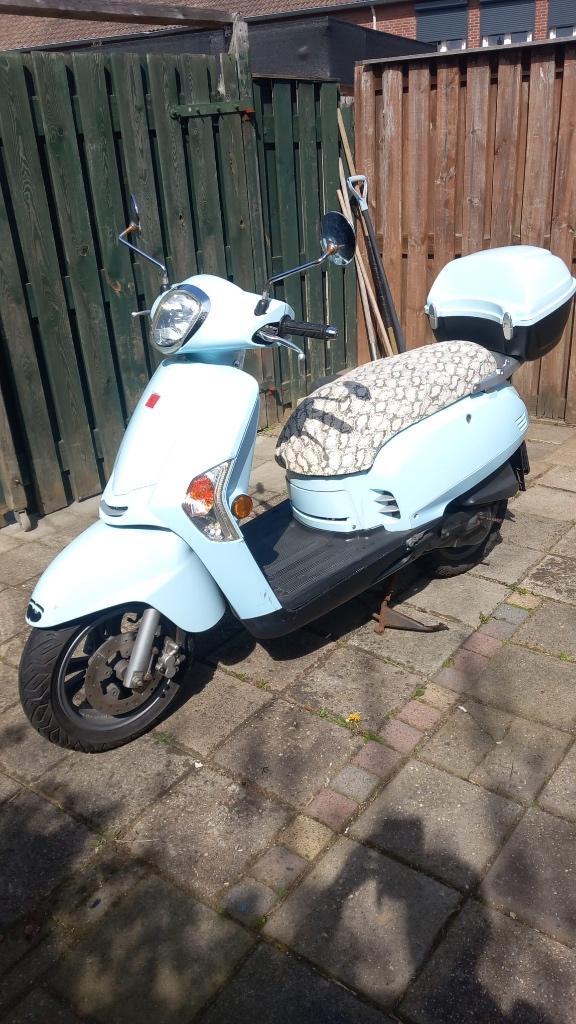 Snor scooter, Fietsen en Brommers, Ophalen, Gebruikt, Benzine, Overige merken