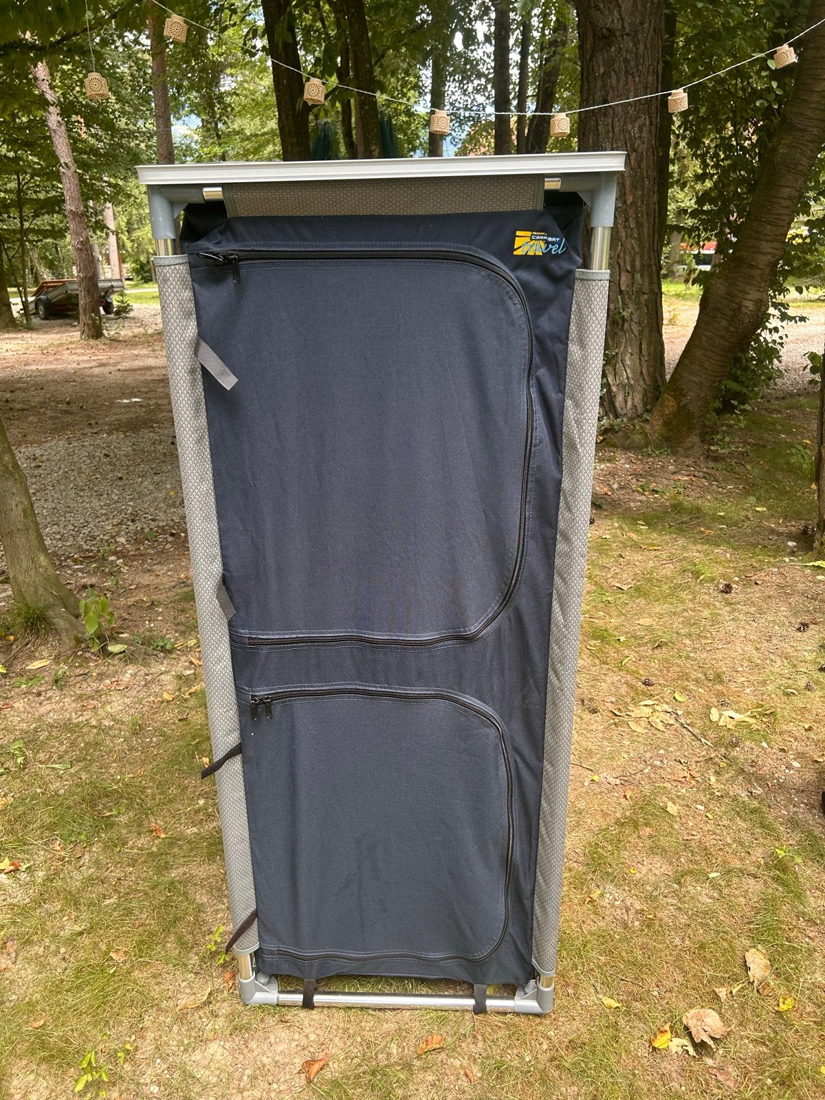 Campart Travel Campingkast met Nieuwe Pootjes, Ophalen, Gebruikt