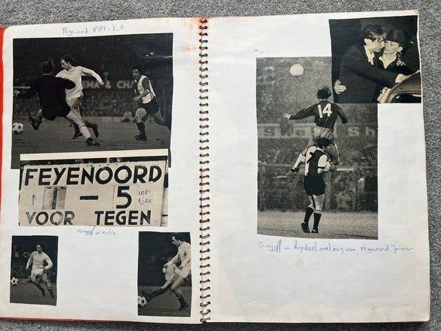 Album knipsels Johan Cruyff AJAX Swart begin jaren 70 38 blz, Verzamelen, Sportartikelen en Voetbal, Verzenden, Gebruikt, Ajax