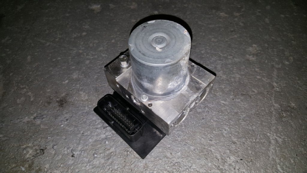 ABS-pomp Mercedes-Benz W212 E250 CDI 2010, Ophalen of Verzenden