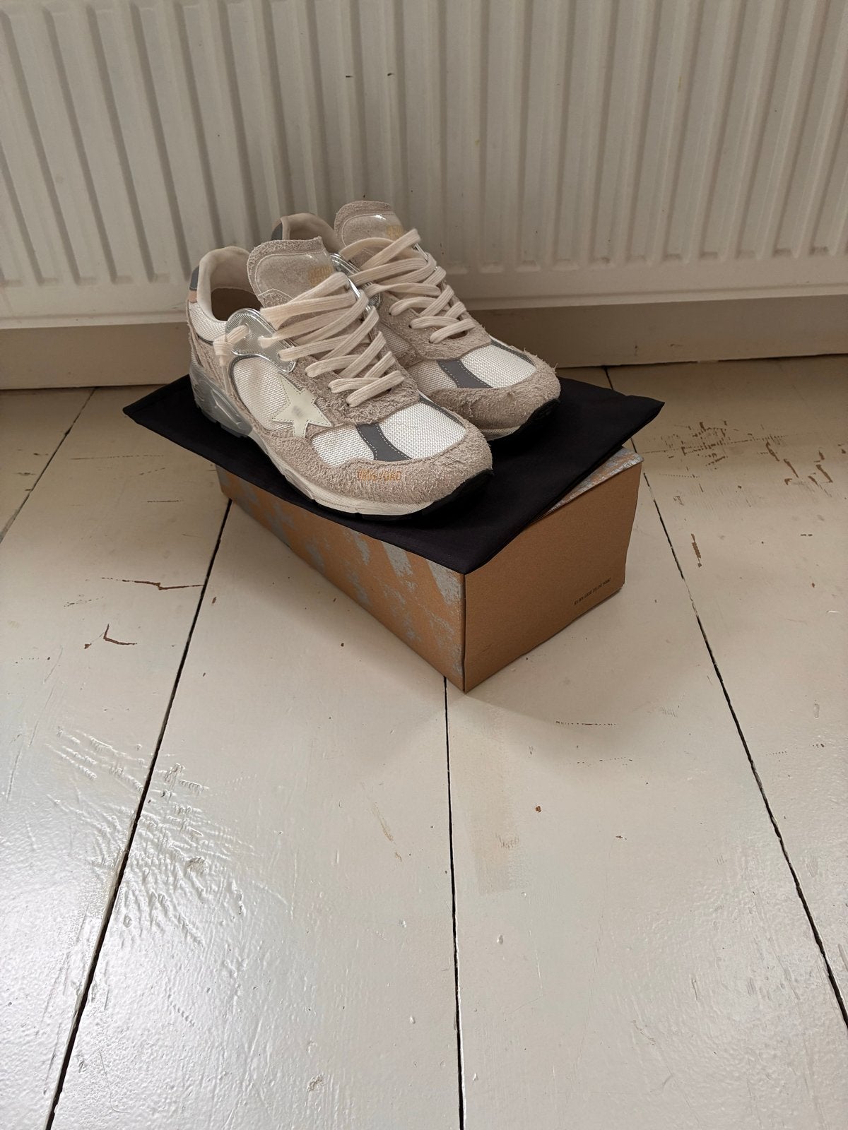 Golden Goose D-Star Sneakers - Zo goed als nieuw, Ophalen of Verzenden, Zo goed als nieuw, Beige, Sneakers of Gympen