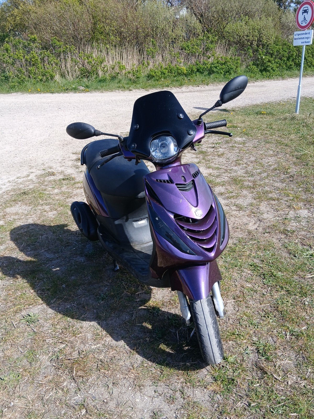 Piaggio Zip 2017 - paars - 5600 km, Ophalen, Gebruikt, Benzine, Piaggio