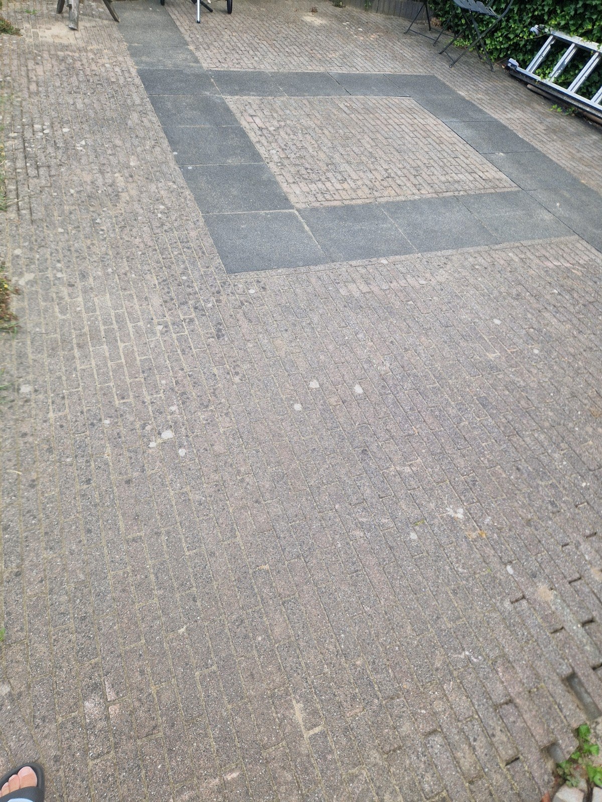 gratis beton klinkers +/- 35m2 (20cm bij 6cm), Ophalen, Gebruikt, Klinkers, 10 m² of meer