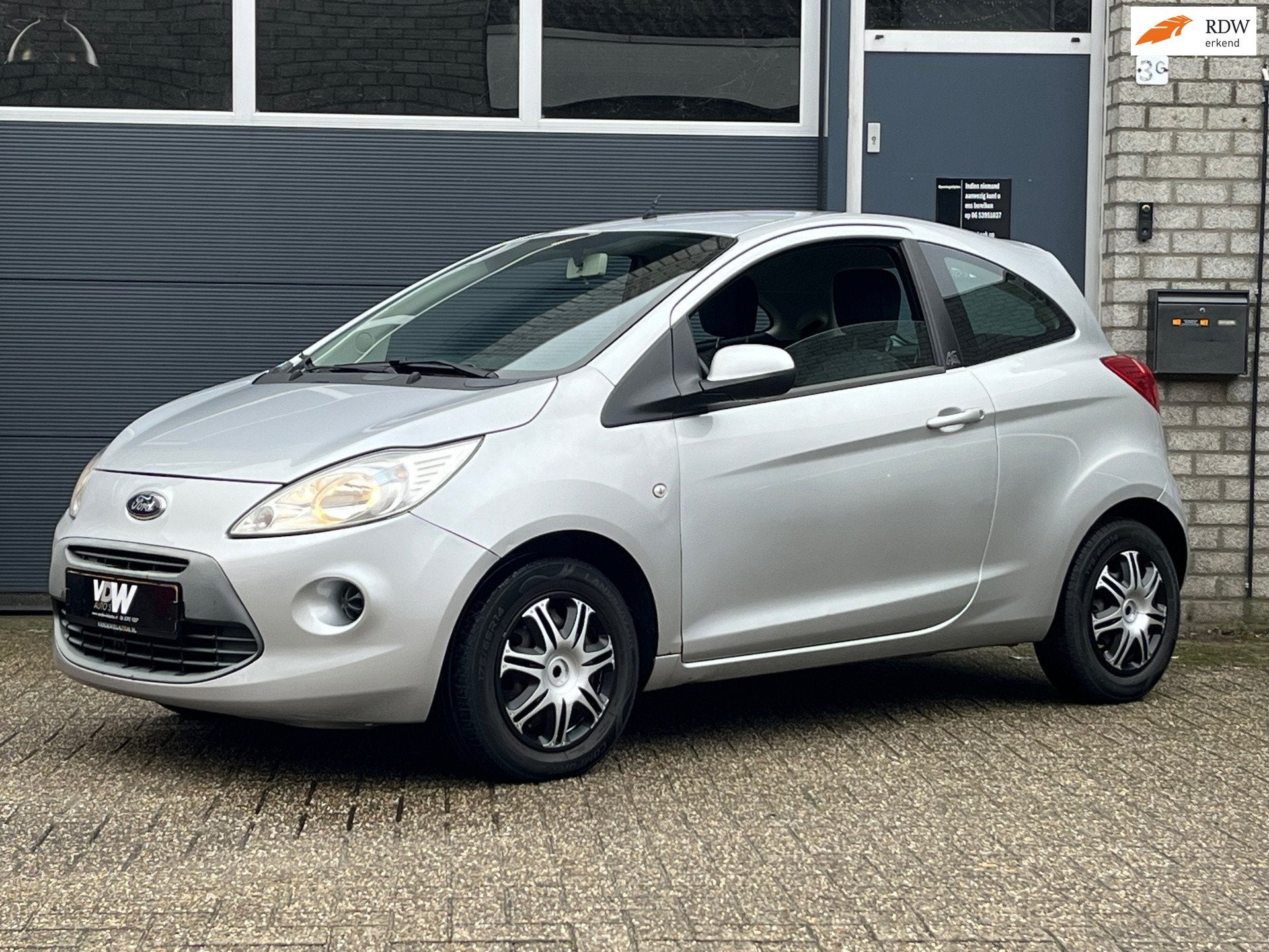 Ford Ka 1.2 Style start/stop NL auto N.A.P., Auto's, Voorwielaandrijving, Stof, Gebruikt, 4 cilinders