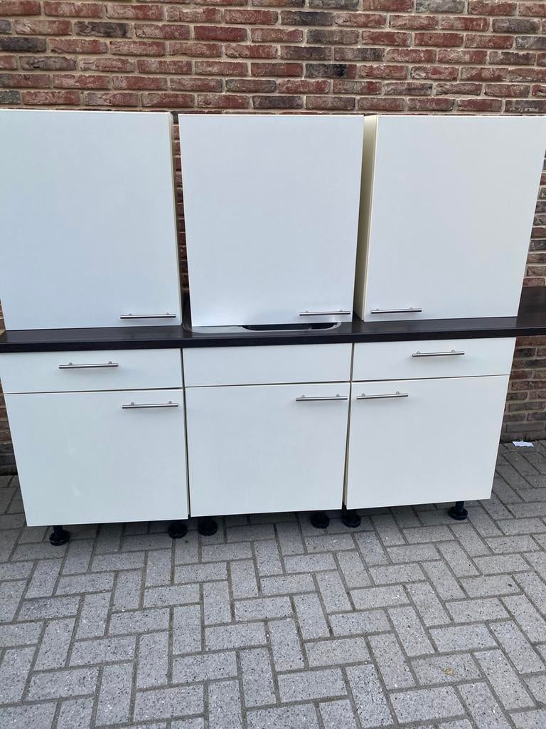 Keukenblokje bruynzeel, Ophalen, Zo goed als nieuw, Enkelwandige keuken