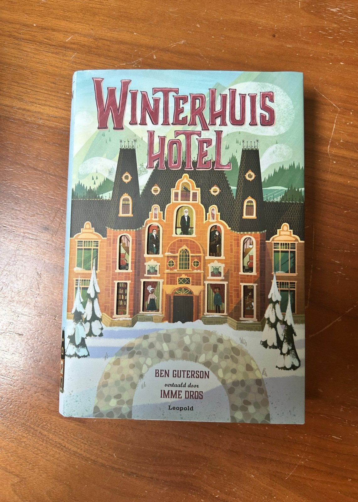 Hotel Winterhuis - Ben Guterson (Zo goed als nieuw), Ophalen of Verzenden, Zo goed als nieuw, Nederland