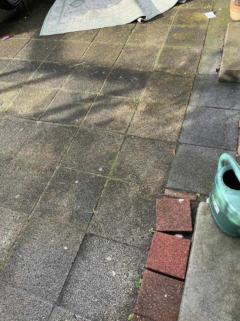Gratis tuintegels grijs/wit - ca. 35m2, Gebruikt, Ophalen of Verzenden, 10 m² of meer, Beton