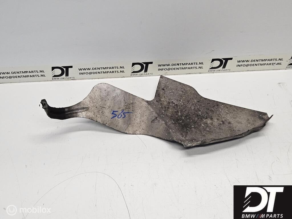 Hitteschild subframe voor links BMW E39 M5 S62 32211093383, Gebruikt, Ophalen of Verzenden, BMW, BMW