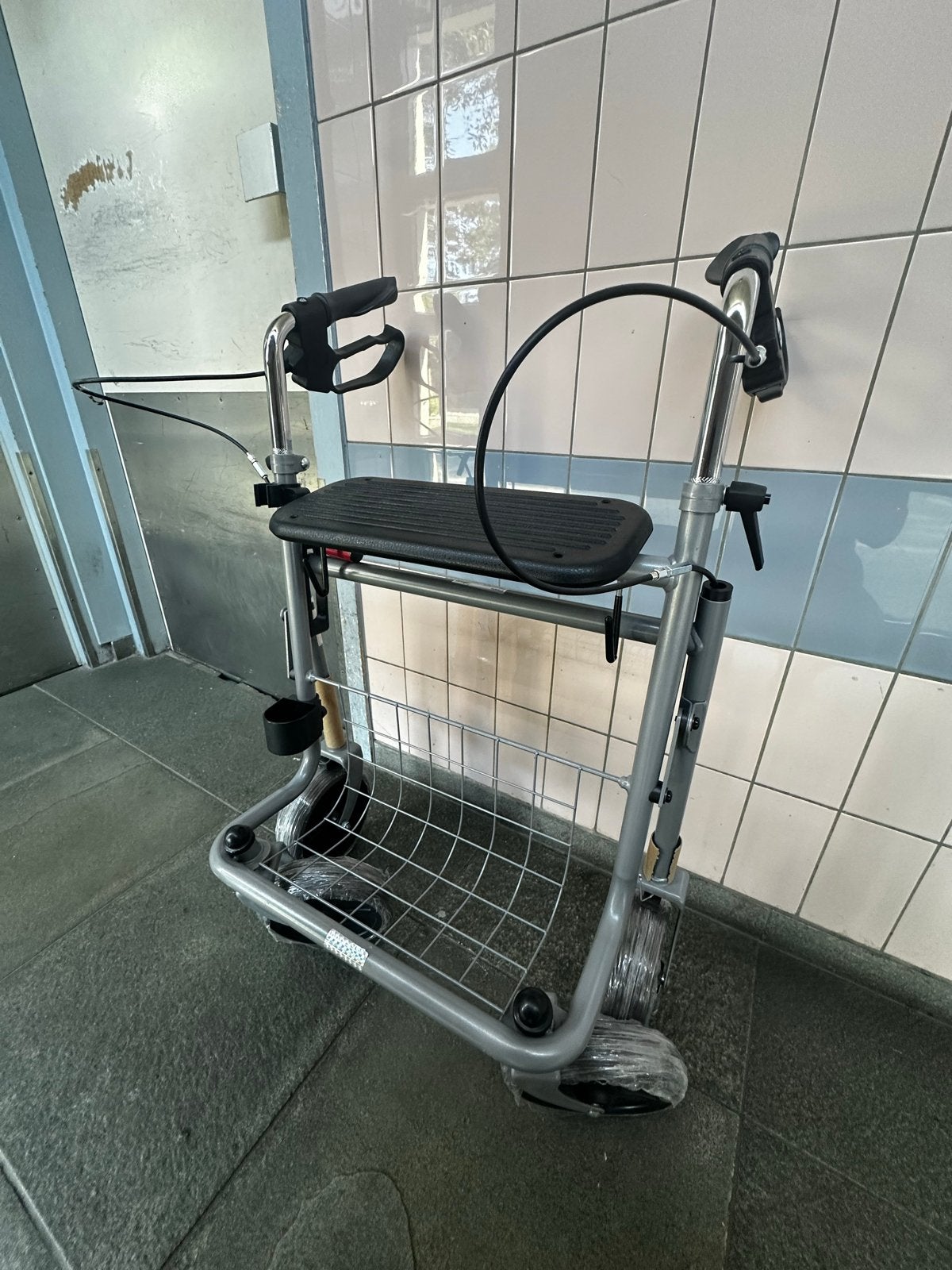 Splinternieuwe Drive Rollator – Nooit Gebruikt, Diversen, Rollators, Ophalen
