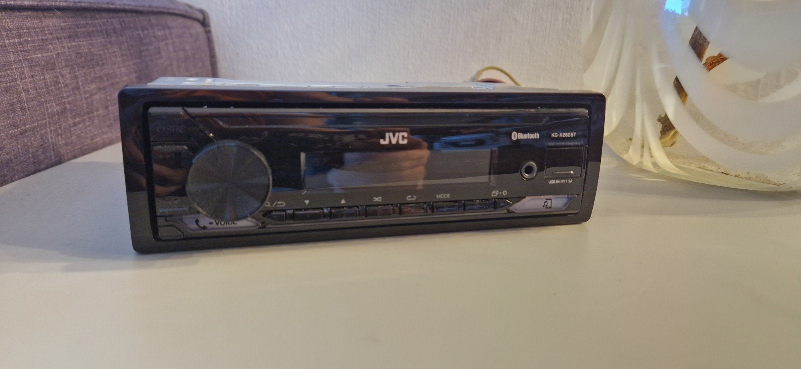 JVC KD-X282BT Autoradio met Bluetooth en usb. 2 stuks en USB, Ophalen of Verzenden, Zo goed als nieuw
