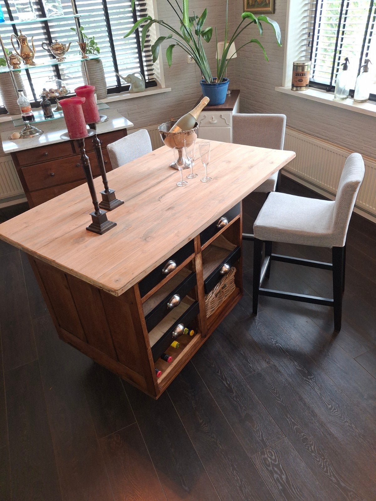 Stoer excl. Keuken - eiland met bar. Toonbank - Roomdivider, Ophalen of Verzenden