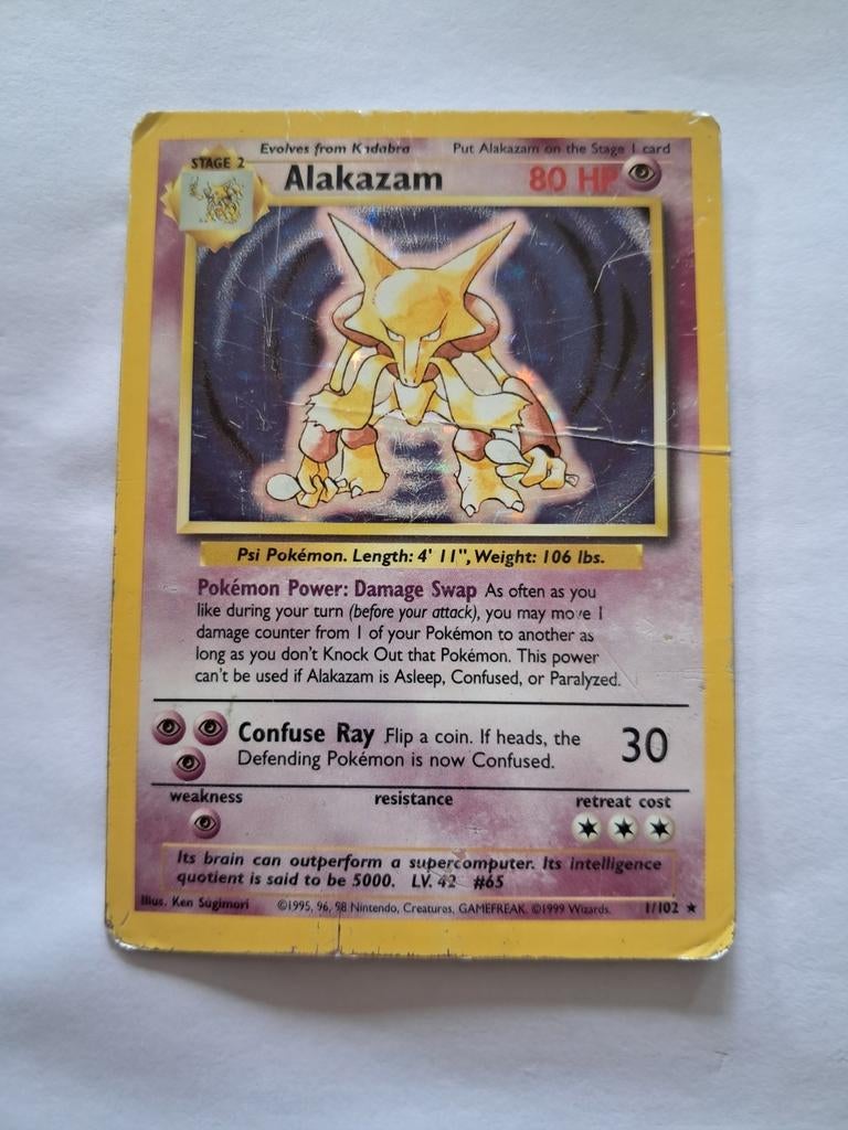 Alakazam 1/102 Base Set, Ophalen of Verzenden, Gebruikt, Losse kaart, Foil