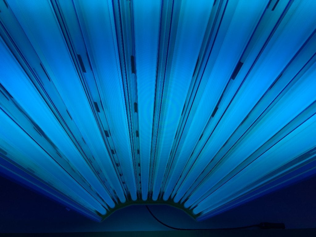 ZONNEBANKLAMPEN, Ophalen of Verzenden, Gebruikt, Zonnebank enkelzijdig, 10 tot 15 lampen