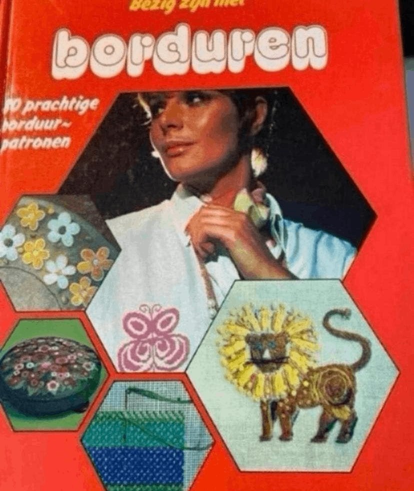 BEZIG ZIJN MET BORDUREN 80 BORDUURPATRONEN, Verzenden, Zo goed als nieuw, Handborduren, Patroon