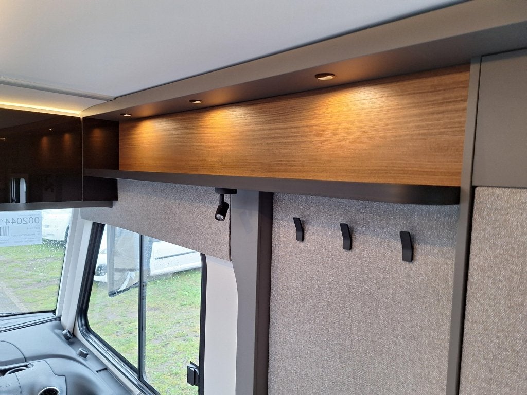 Hymer B-MCI 680 170 PK MODEL 2026 ROCHEFORT NUSS, Ringverwarming, Bedrijf, Diesel, Buitenlamp