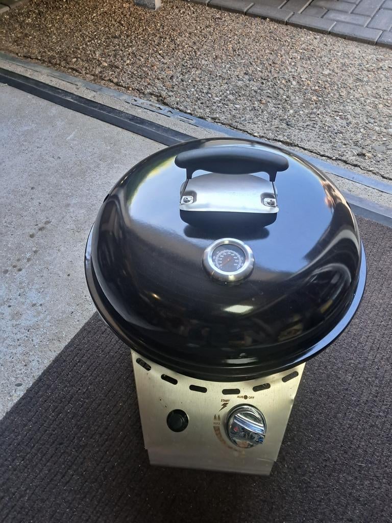 Gas bbq niet  gebruikt (merk onbekend), Tuin en Terras, Gasbarbecues, Ophalen