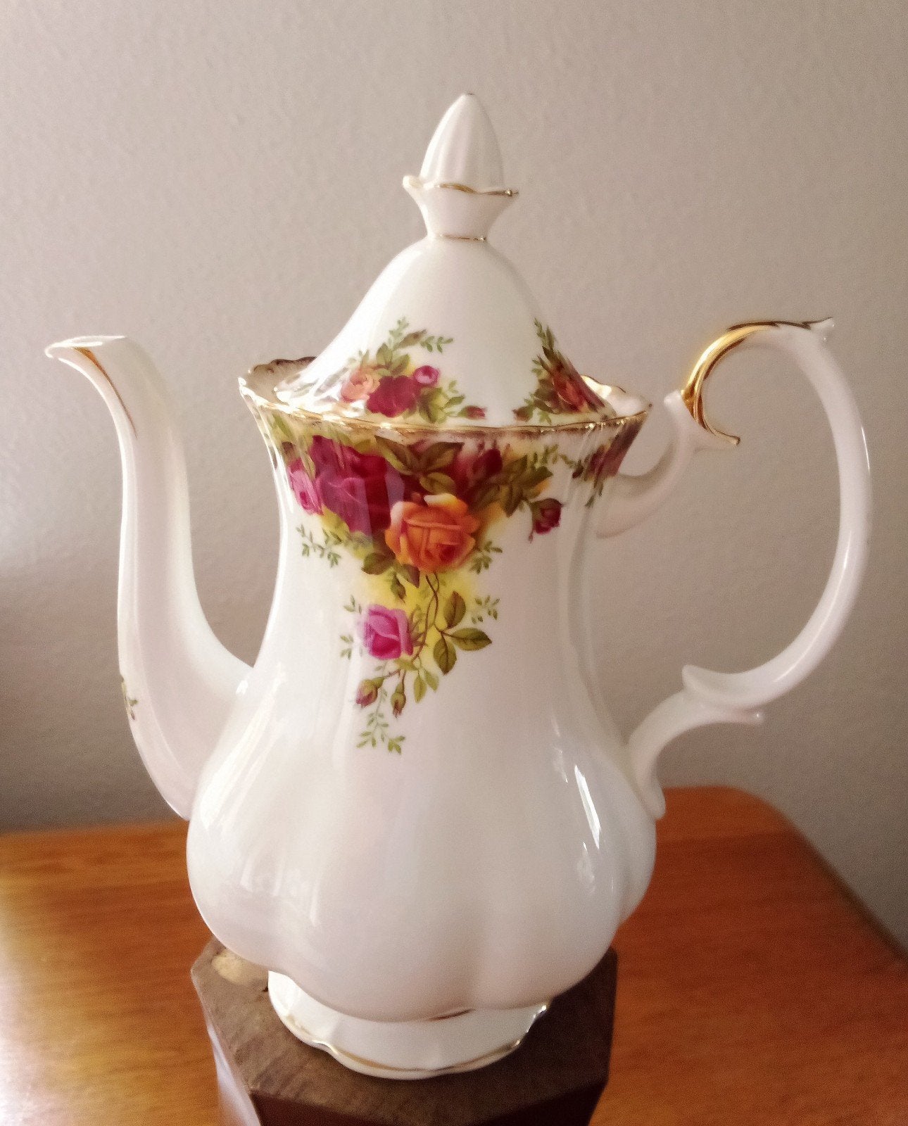 Royal Albert Old Country Roses Koffiepot 1962, Ophalen of Verzenden