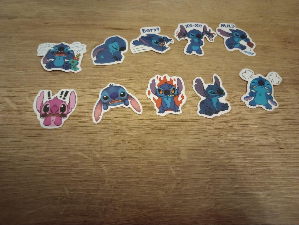 10 verschillende Stitch stickers, Ophalen of Verzenden, Nieuw, Meerdere stickers