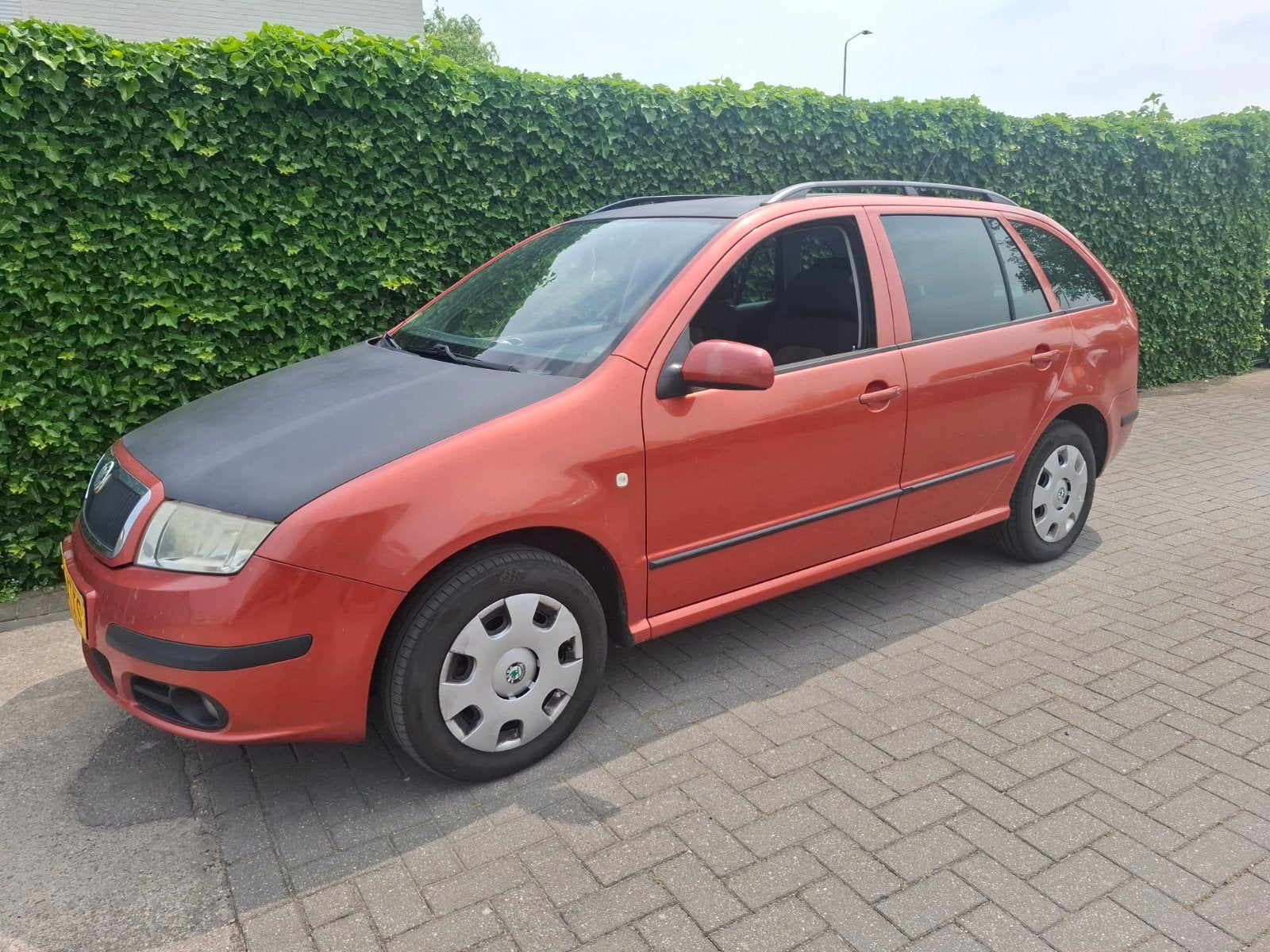 Skoda Fabia 1.4 Combi 59KW 2007 apk 27-3-2027!!!, Voorwielaandrijving, Zwart, 1070 kg, 49 €/maand