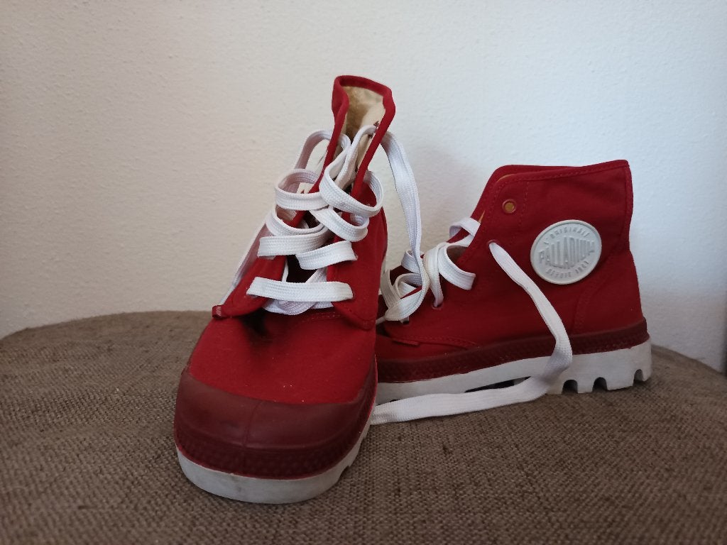 Palladiums maat 39-rood, Palladium, Ophalen of Verzenden, Rood, Sneakers of Gympen