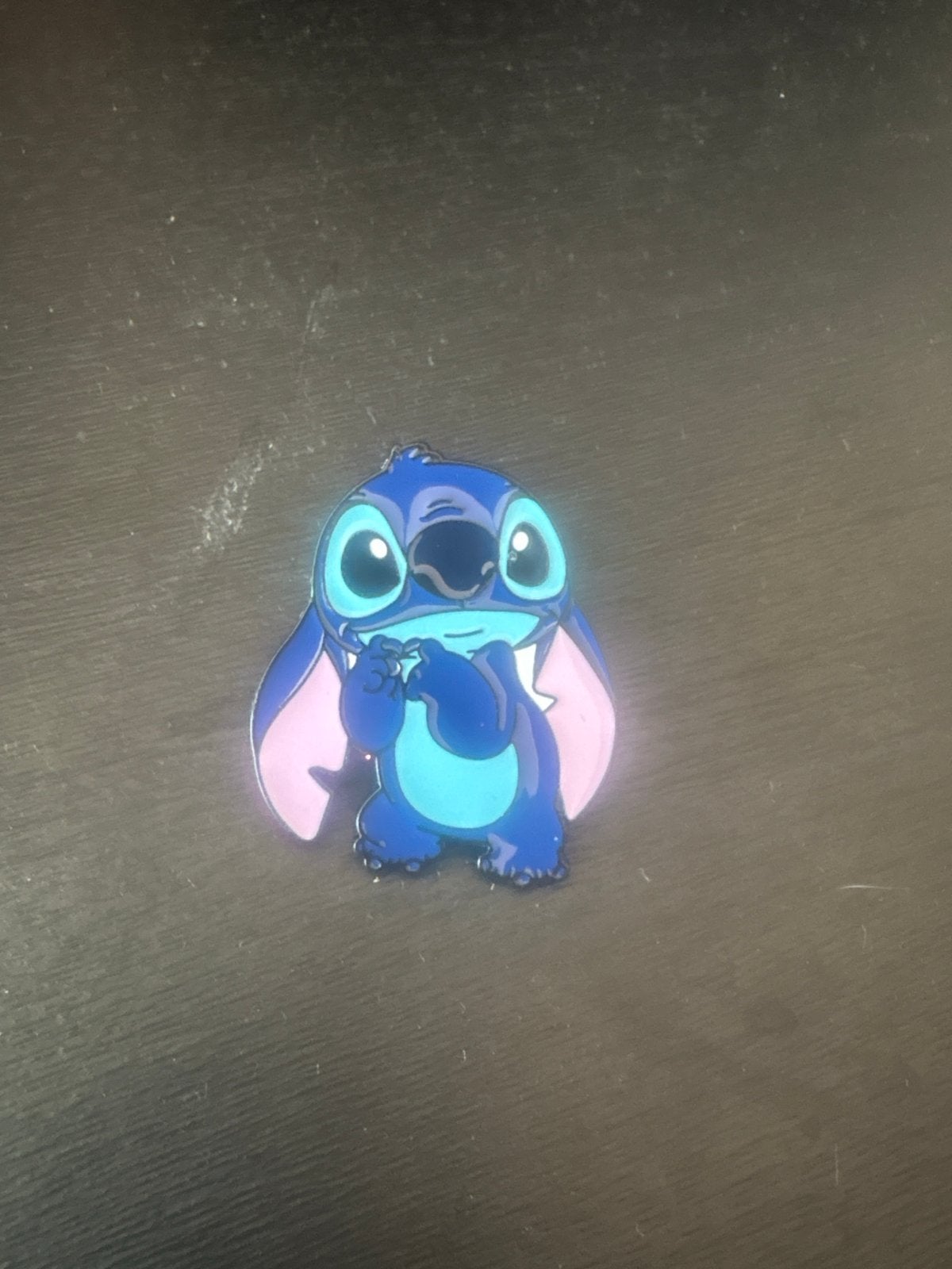 Leuke Stitch Pin - Disney Lilo & Stitch, Ophalen of Verzenden, Nieuw, Figuurtje, Speldje of Pin