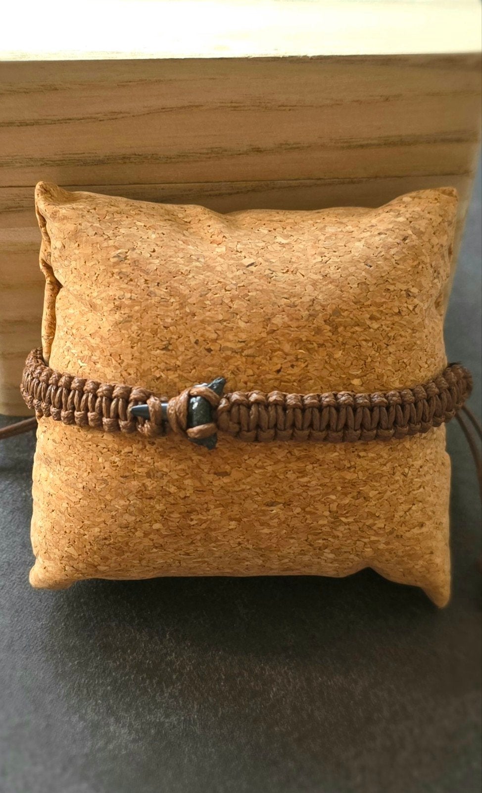 handgemaakte armband met fossiele haaientand, Ophalen of Verzenden, Fossiel
