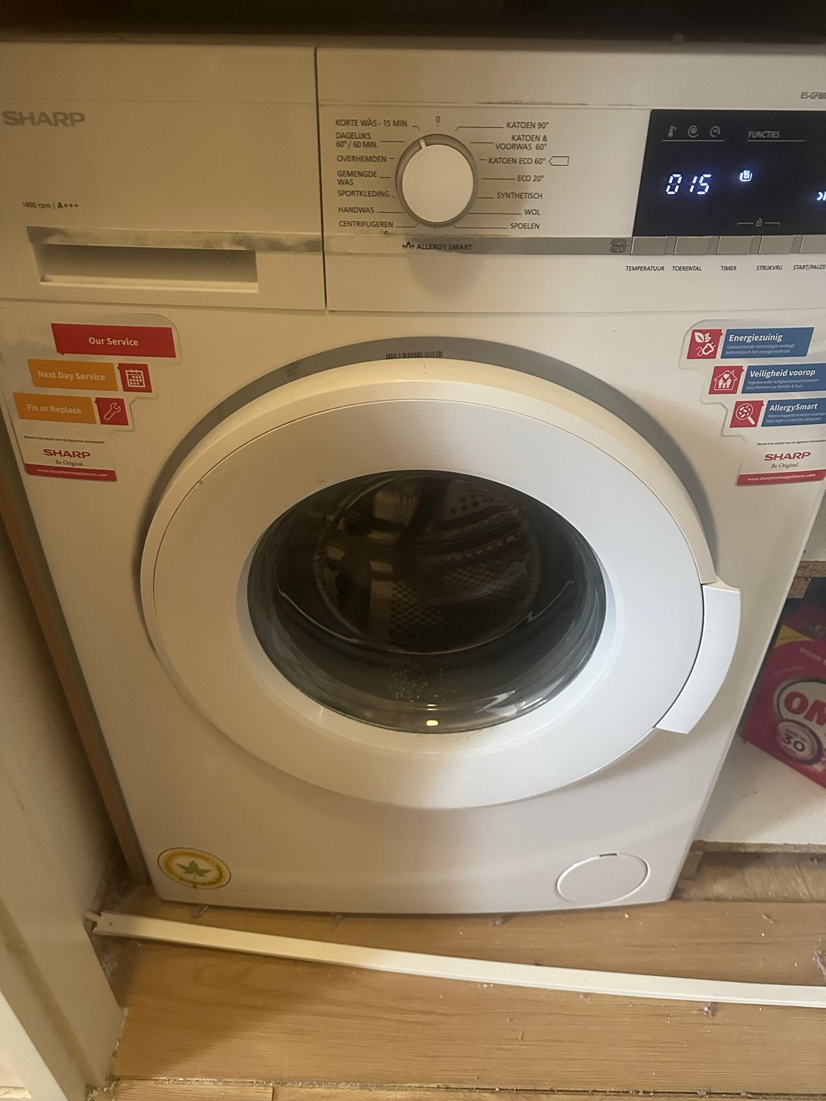 Sharp ES-GFB8143W3 Wasmachine 8KG -, 1200 tot 1600 toeren, 8 tot 10 kg, Ophalen of Verzenden, Zo goed als nieuw