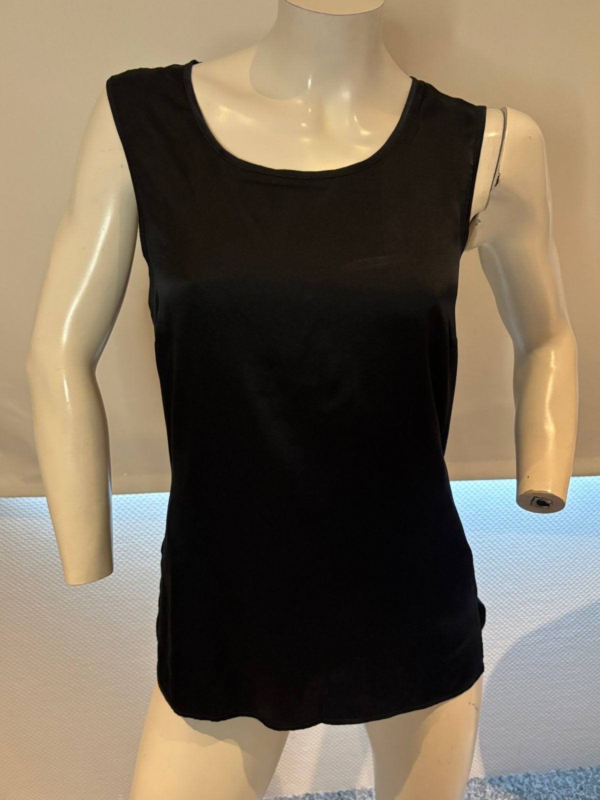 Intimissimi zwarte top maat m, Maat 38/40 (M), ., Zwart, Ophalen of Verzenden