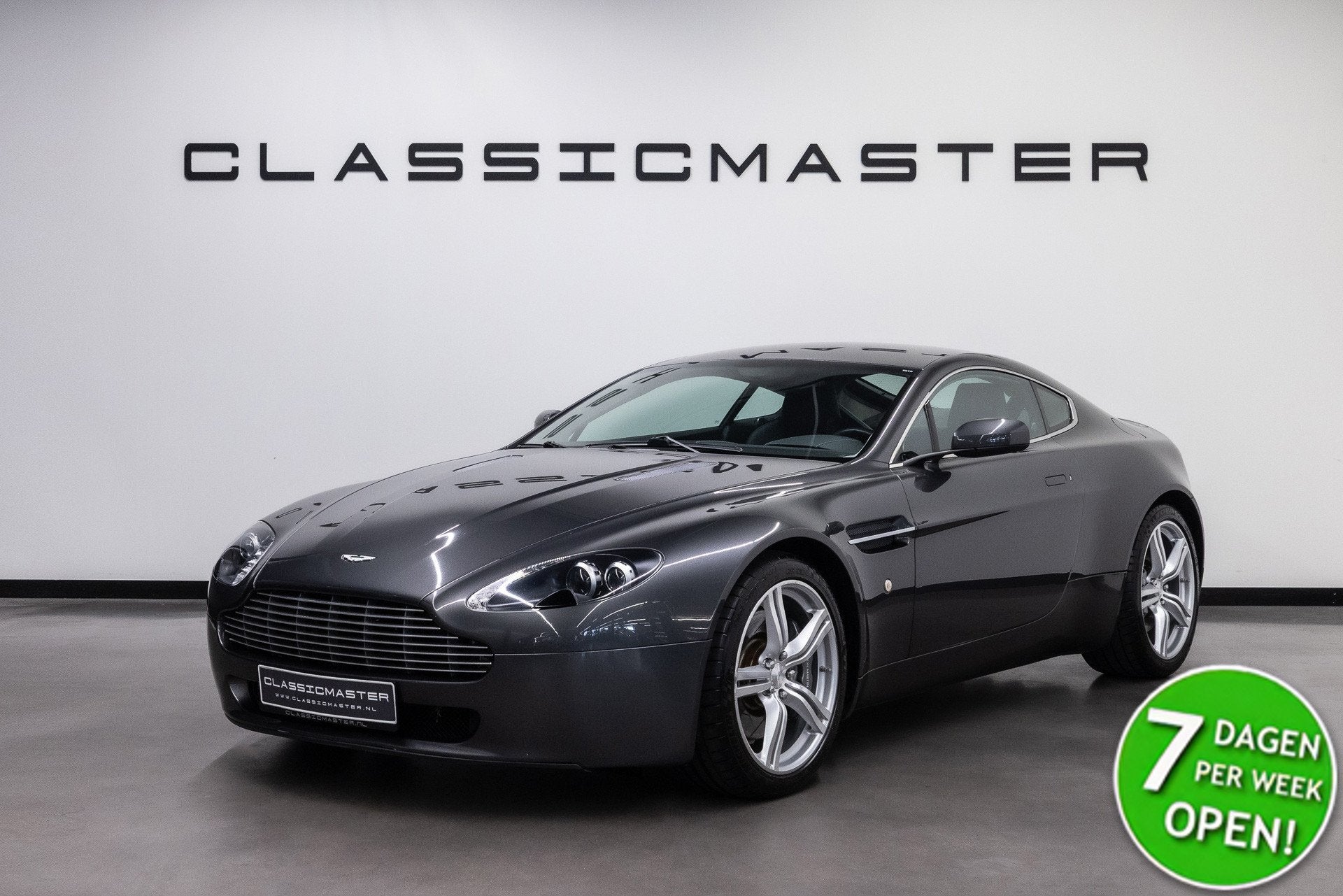 Aston Martin V8 Vantage 4.7 V8 Fiscale waarde € 12.000,- 4, Auto's, Automaat, Achterwielaandrijving, Gebruikt, 4735 cc