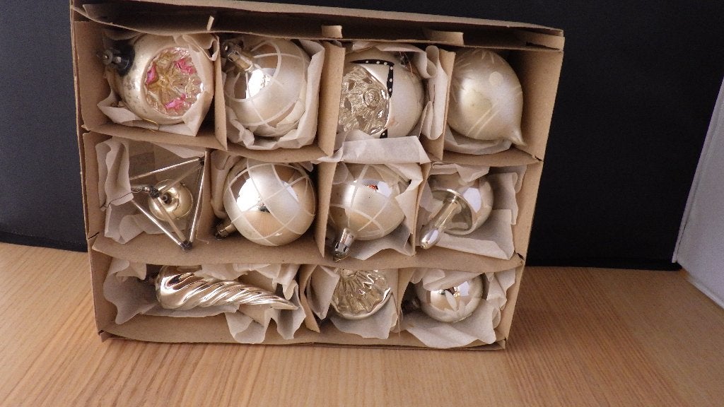 prachtige zilverkleurige kerstballen, Ophalen of Verzenden, Gebruikt