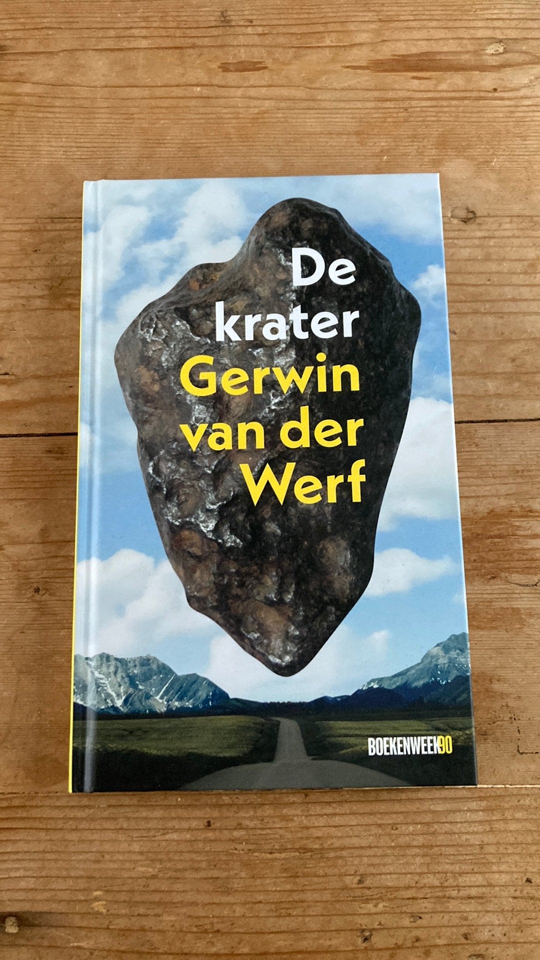 De krater -  gerwin van der werf, Ophalen of Verzenden, Zo goed als nieuw, Gerwin van der Werf