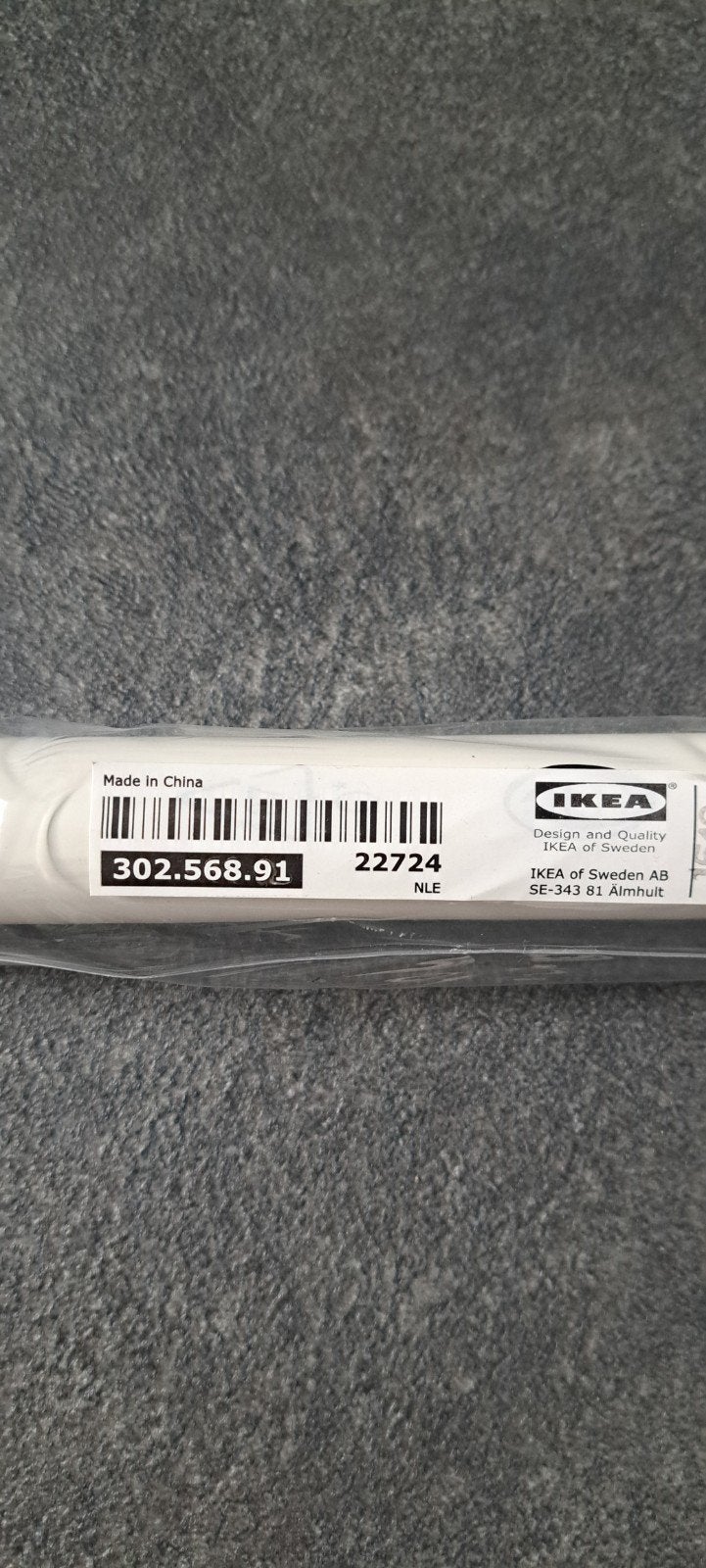 IKEA KOMPLEMENT Uittrekbare Broekhanger (302.568.91), Ophalen, Minder dan 50 cm, Modern, Functioneel, Nieuw