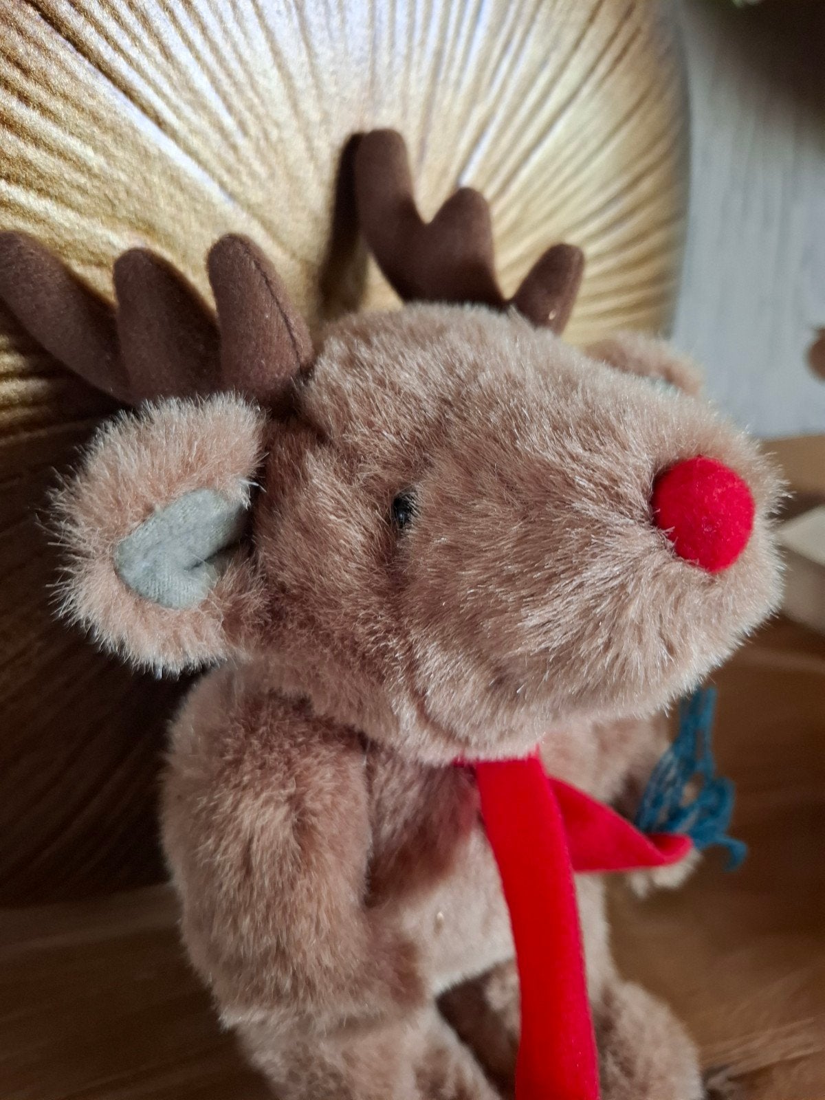 Schattig Kerst rendier knuffel met rode neus en sjaal, Ophalen of Verzenden, Nieuw