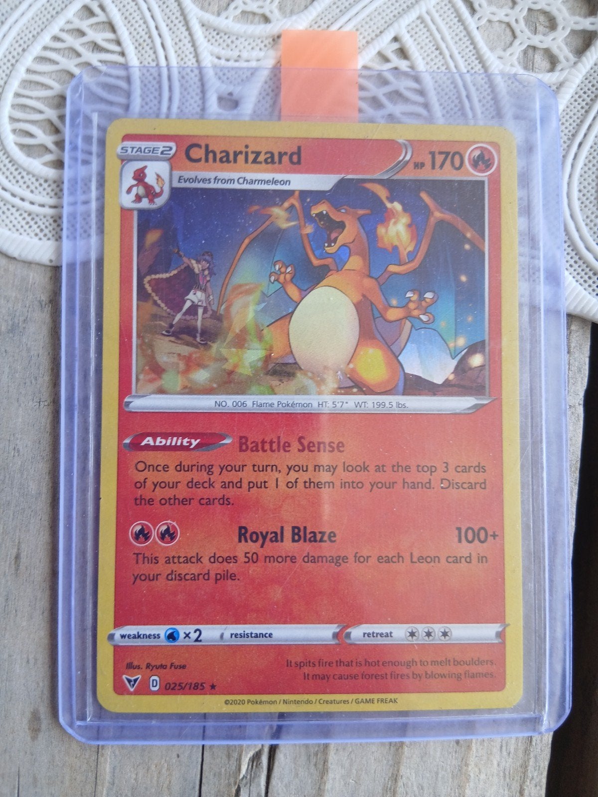 Charizard Holo Pokémon Kaart - In Goede Staat, Ophalen of Verzenden, Zo goed als nieuw, Losse kaart, Foil