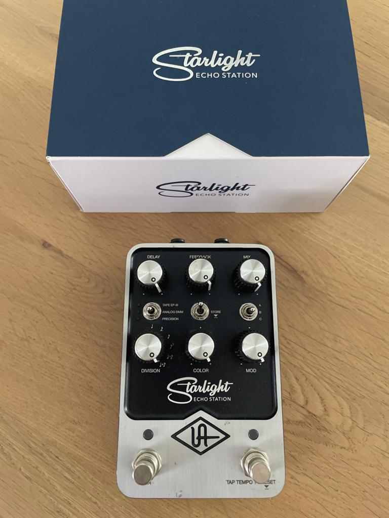 Universal Audio UAFX Starlight Echo Station Delay Pedaal, Ophalen of Verzenden, Zo goed als nieuw, Delay of Echo