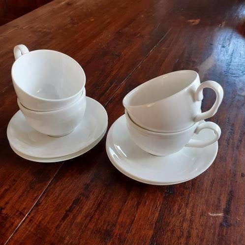 Wedgwood SOLAR Bone China  4 Kop en schotels Ø 9 cm, Ophalen of Verzenden, Zo goed als nieuw, Modern, Kop(pen) en/of Schotel(s)