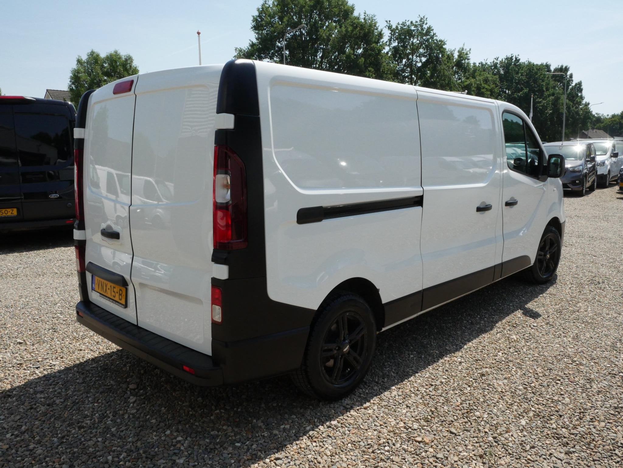 Renault Trafic 1.6dCi 125PK L2H1 Airco, Voorwielaandrijving, Gebruikt, Euro 6, 4 cilinders