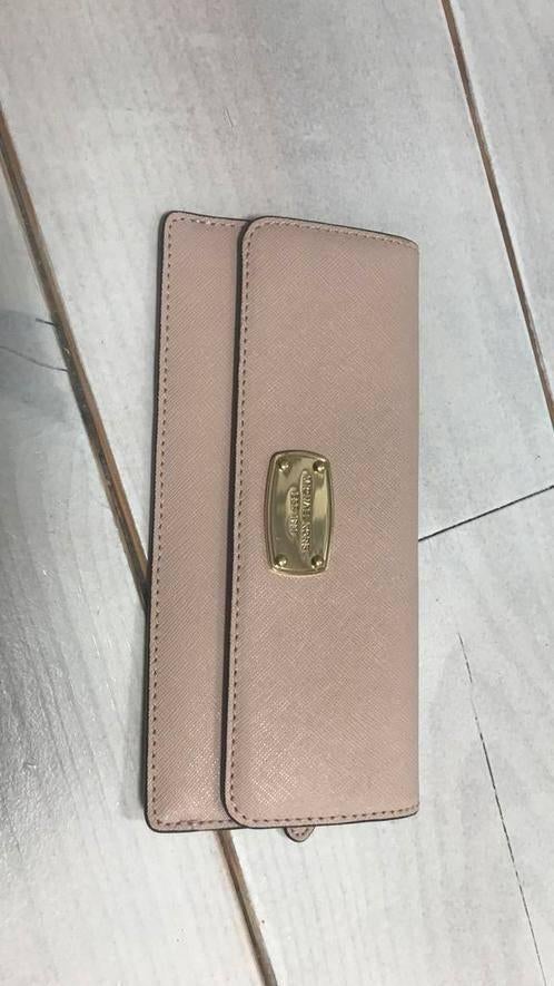 Michael Kors envelop portomonnee, Overige merken, Ophalen of Verzenden, Zo goed als nieuw, Roze